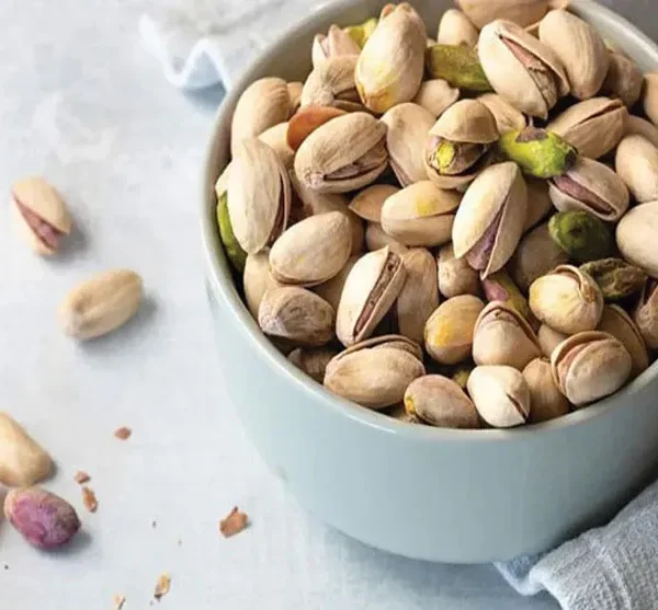 شناخت انواع پسته ایرانی و ویژگی‌های هرکدام| مستر پسته -شناخت انواع پسته ایرانی|پسته ایرانی با طعم بی‌نظیر و کیفیت عالی، مانند پسته خنجری، اکبری، احمد آقایی، کله قوچی و فندقی، را در سایت مستر پسته خریداری کنید.