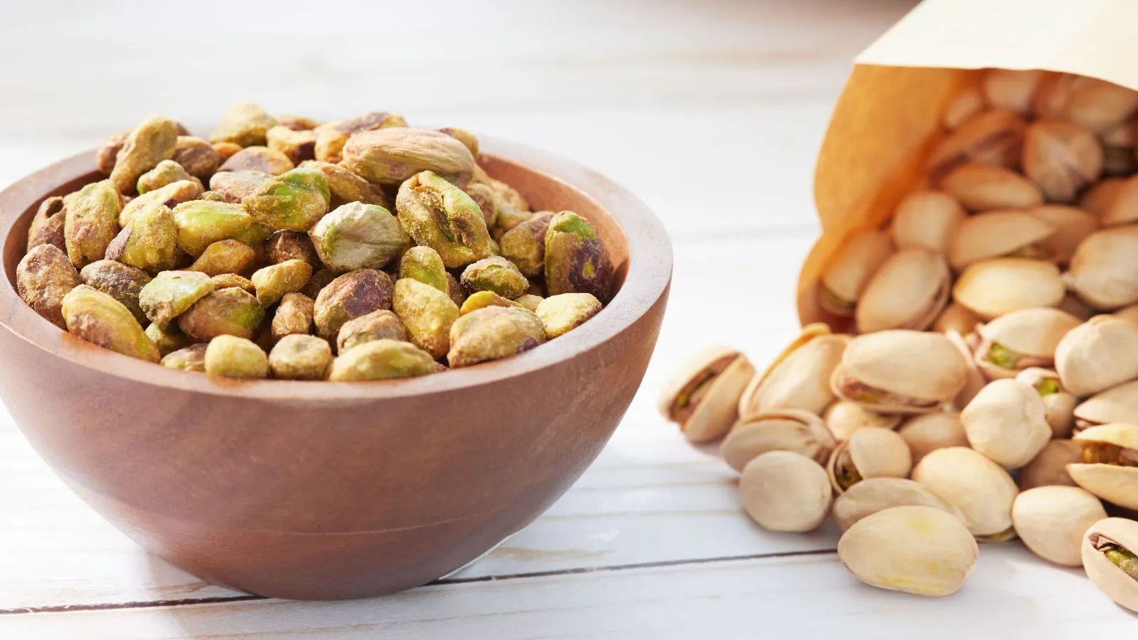 پسته خام برای کم خونی: یک راهکار طبیعی و مغذی برای سلامت خون - پسته خام برای کم خونی|خواص پسته خام|خواص پسته خام برای کم خونی|بهترین زمان مصرف پسته برای کم خونی|جذب آهن پسته در بدن|میزان مصرف پسته خام برای کم خونی 